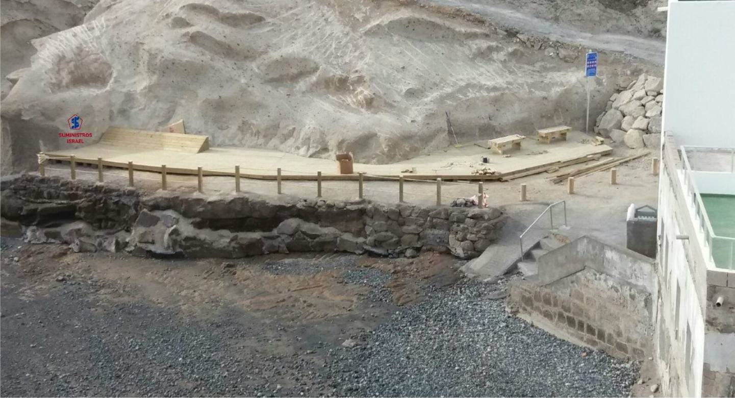  Instalación de Tarima Flotante en Abades, en el sur de la isla de Tenerife